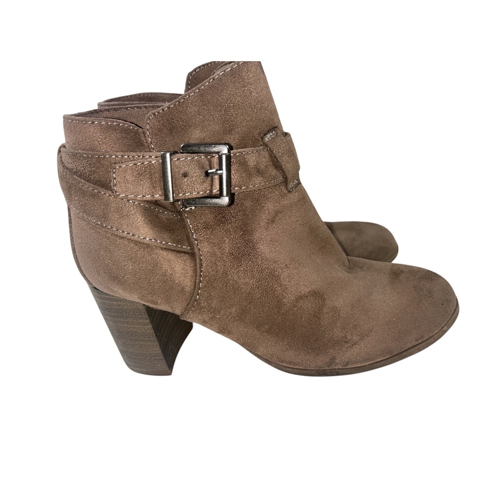Merona Womens Taupe Faux Suede Buckle Strap Ankle Boots Block Heel Size 6